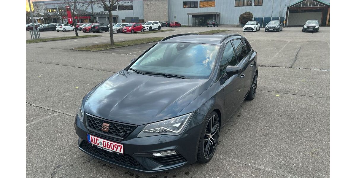 Seat Leon 94.007 km 21.070 &euro; Aichach 86551