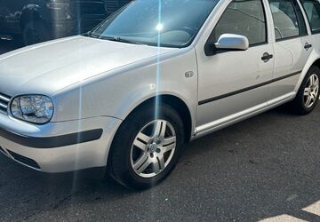 VW Golf 216.000 km 1.444 &euro; Augsburg 86165