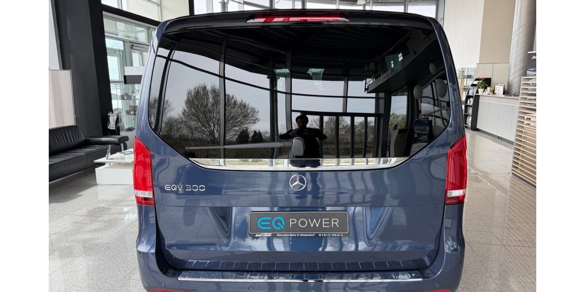 Mercedes-Benz EQV 300 AIRMATIC+Extralang+Tisch+LED+90kwh+360 AVA 6.000 km 63.990 &euro; Westendorf 86707