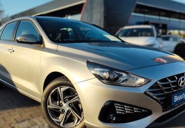 Hyundai i30 19.200 km 18.790 &euro; Königsbrunn 86343