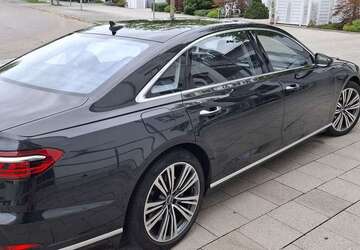 Audi A8 139.000 km 49.000 &euro; Augsburg 86199