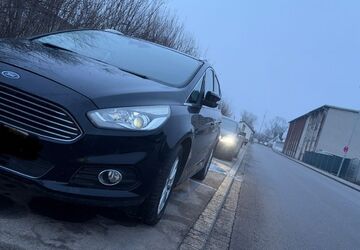 Ford S-Max 70.000 km 15.500 &euro; Langweid 86463