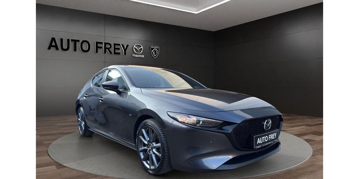 Mazda 3 102.100 km 18.980 &euro; Augsburg 86167