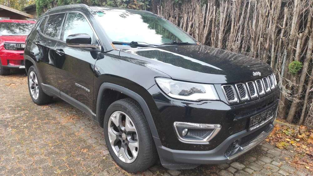 Jeep Compass 182.500 km 12.450 &euro; BATZENHOFEN-GERSTHOF. 86368