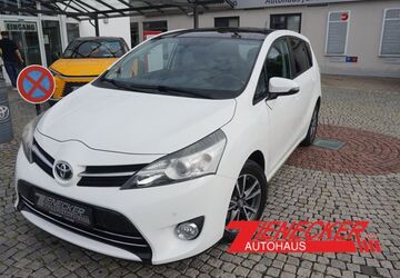 Toyota Verso 165.822 km 11.990 &euro; Lagerlechfeld 86836