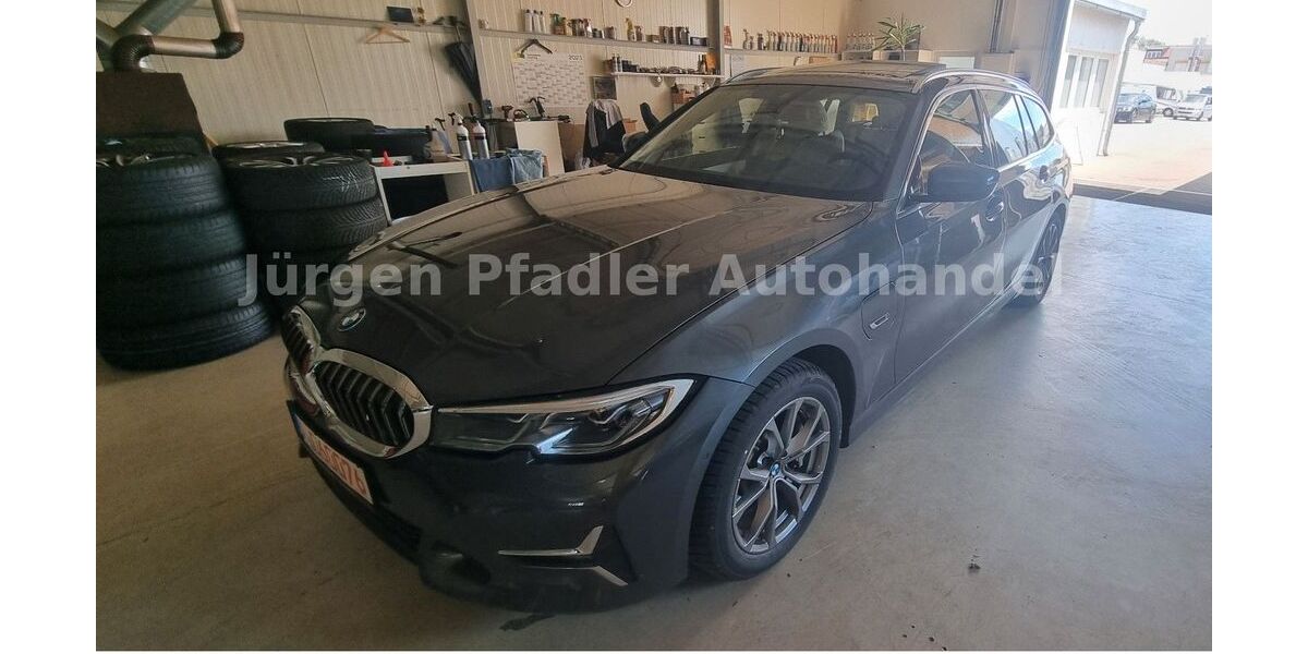 BMW 330 24.990 km 32.480 &euro; Augsburg 86199