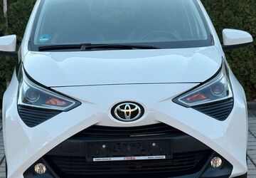 Toyota Aygo (X) 51.000 km 8.400 &euro; Kissing 86438
