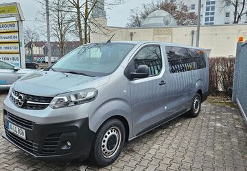 Opel Vivaro 142.737 km 17.980 &euro; Augsburg 86154