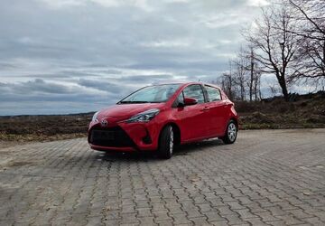 Toyota Yaris 48.728 km 10.499 &euro; Egenhofen 82281