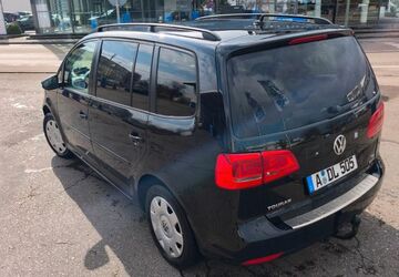 VW Touran 265.000 km 5.150 &euro; Augsburg 86161