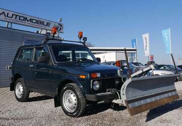 Lada Taiga 59.000 km 9.990 &euro; Königsbrunn 86343