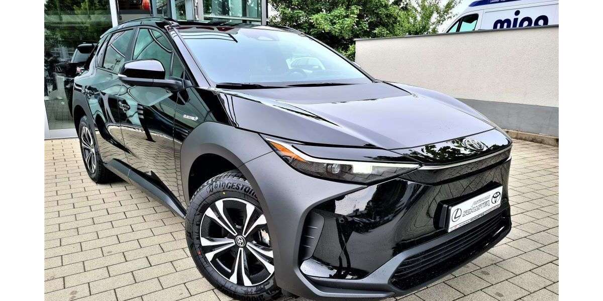 Toyota bZ4X 5.500 km 30.980 &euro; Stadtbergen 86391