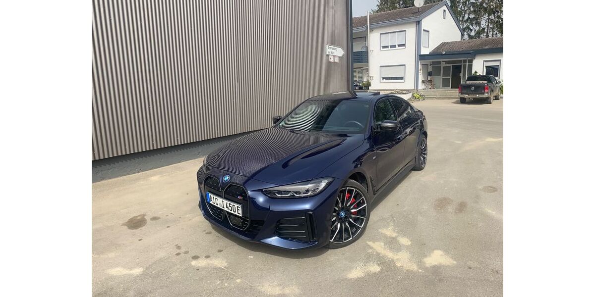 BMW i4 16.000 km 52.900 &euro; Obermauerbach 86551