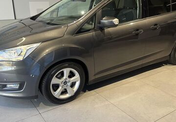 Ford Grand C-Max 67.272 km 13.695 &euro; Augsburg 86179