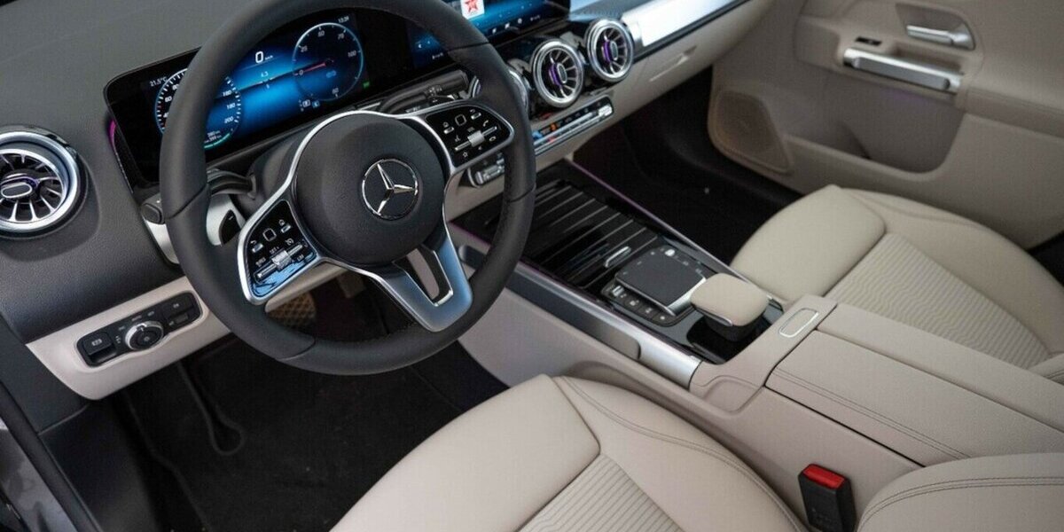 Mercedes-Benz EQB 300 4Matic Progressive +Rückfahrkamera+FLA+ 30.000 km 36.900 &euro; Westendorf 86707
