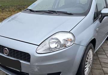 Fiat Grande Punto 69.500 km 2.990 &euro; Friedberg 86316