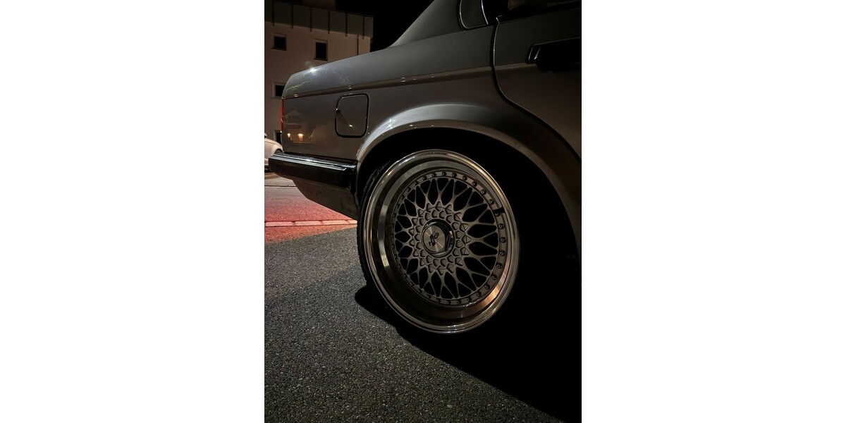 BMW 324 141.000 km 14.990 &euro; Friedberg 86316