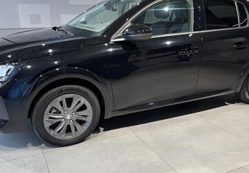 Peugeot 208 19.524 km 18.560 &euro; Augsburg 86179