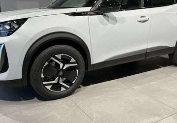 Peugeot 2008 6.000 km 32.690 &euro; Augsburg 86179