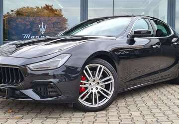 Maserati Ghibli 57.375 km 57.800 &euro; Königsbrunn 86343