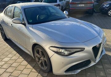 Alfa Romeo Giulia 121.000 km 16.450 &euro; Egenhofen OT Unterschweinbach 82281