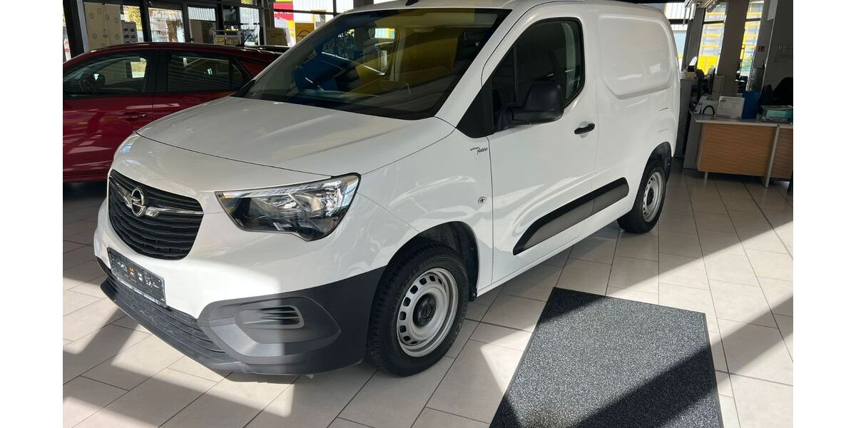 Opel Combo 10.503 km 15.400 &euro; Gersthofen 86368