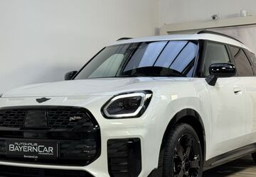 Mini Countryman C (Cooper) 23.300 km 36.489 &euro; Königsbrunn 86343