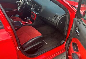 Dodge Charger 165.000 km 21.900 &euro; Augsburg 86169
