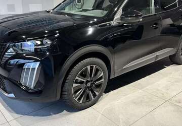 Peugeot 2008 6.000 km 34.190 &euro; Augsburg 86179