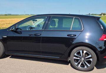 VW Golf 81.000 km 15.500 &euro; Langerringen 86853