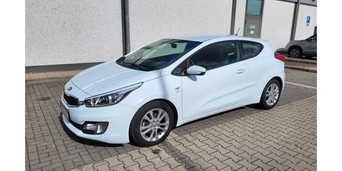 Kia pro ceed / ProCeed 52.145 km 10.490 &euro; Königsbrunn 86343
