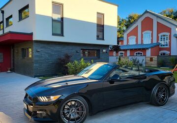 Ford Mustang 31.000 km 39.900 &euro; Schwabmünchen 86830