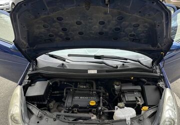 Opel Corsa 155.000 km 2.250 &euro; Augsburg 86156