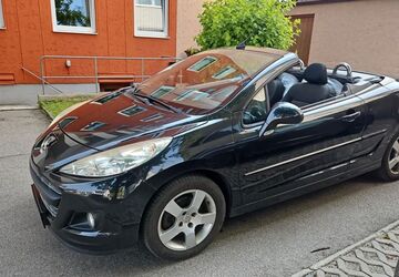 Peugeot 207 118.600 km 1.399 &euro; Königsbrunn 86343