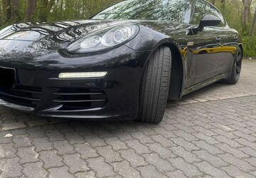 Porsche Panamera 181.200 km 27.000 &euro; Augsburg 86157