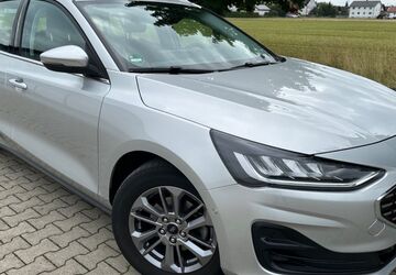 Ford Focus 46.000 km 17.990 &euro; Dinkelscherben 86424