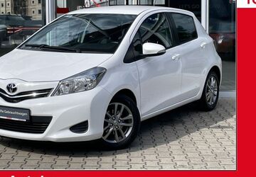 Toyota Yaris 100.678 km 7.880 &euro; Augsburg-Göggingen 86199