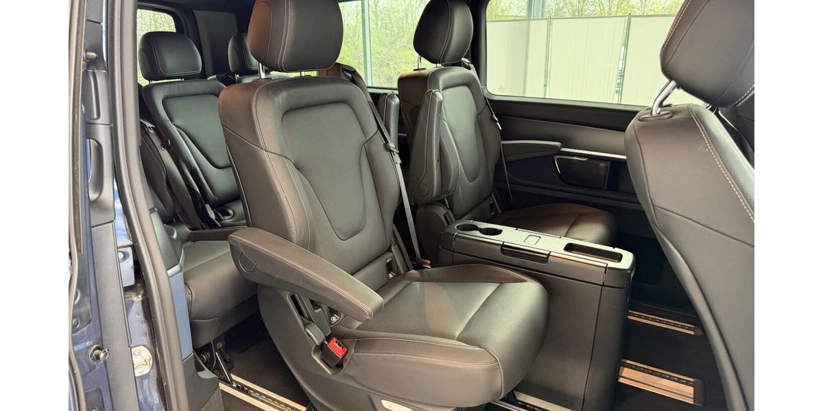 Mercedes-Benz EQV 300 AIRMATIC+Extralang+Tisch+LED+90kwh+360 AVA 6.000 km 63.990 &euro; Westendorf 86707