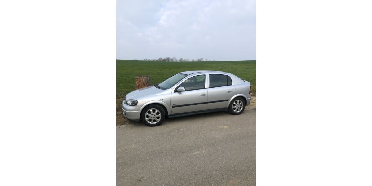 Opel Astra 64.800 km 2.950 &euro; Aichach 86551
