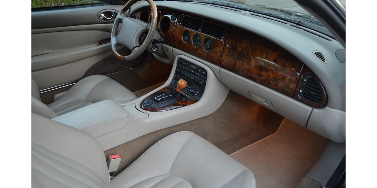 Jaguar XK8 172.000 km 9.990 &euro; Mering 86415