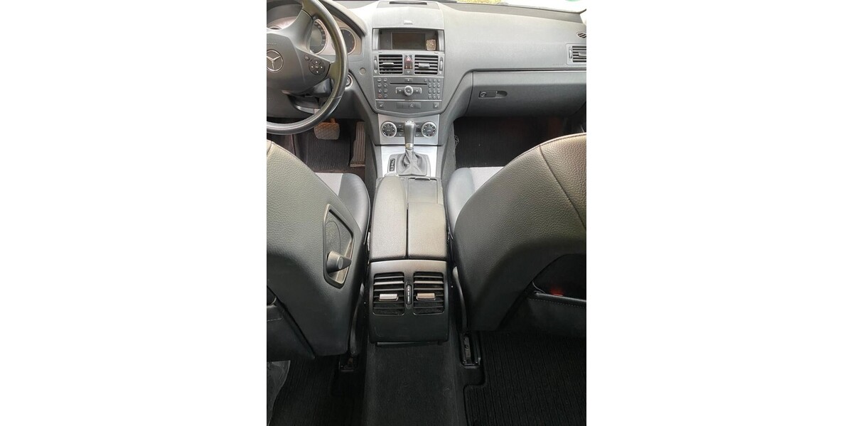 Mercedes-Benz C220 238.900 km 6.400 &euro; Augsburg 86150