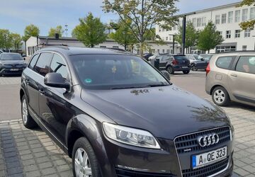 Audi Q7 300.000 km 6.000 &euro; Augsburg 86157
