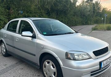 Opel Astra 180.000 km 2.150 &euro; Augsburg 86156