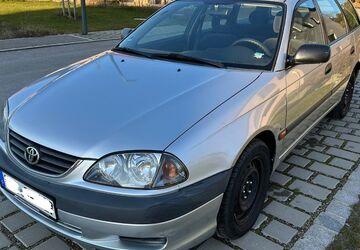 Toyota Avensis 207.000 km 2.499 &euro; Kühbach 86556