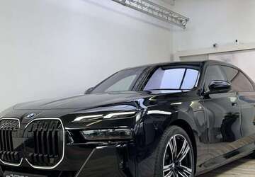 BMW 750 17.700 km 99.989 &euro; Königsbrunn 86343