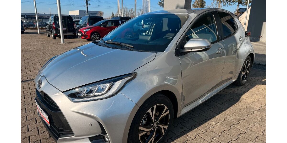 Toyota Yaris 9.999 km 21.999 &euro; Königsbrunn / Augsburg 86343