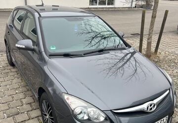 Hyundai i30 192.000 km 3.000 &euro; Neusäß 86356