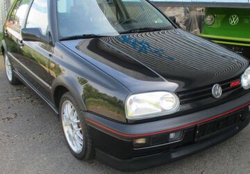 VW Golf 134.500 km 17.990 &euro; Augsburg 86167