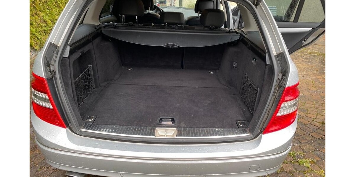 Mercedes-Benz C220 238.900 km 6.400 &euro; Augsburg 86150