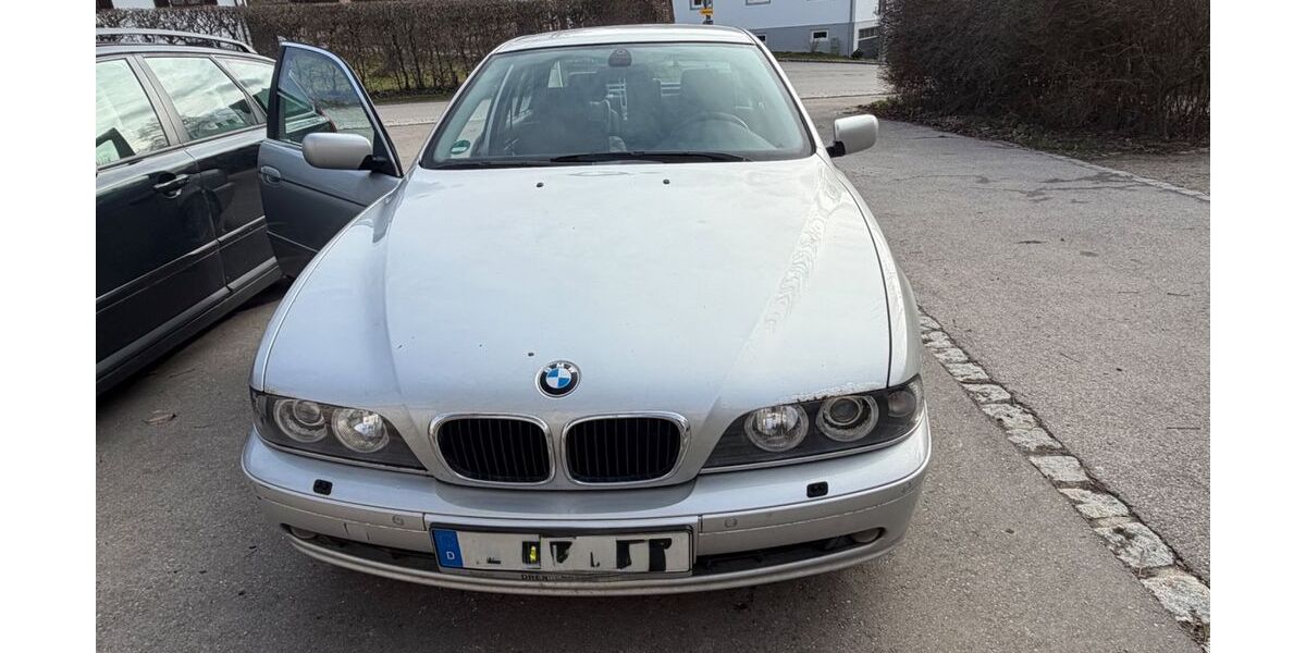 BMW 520 284.000 km 1.050 &euro; Sielenbach 86577